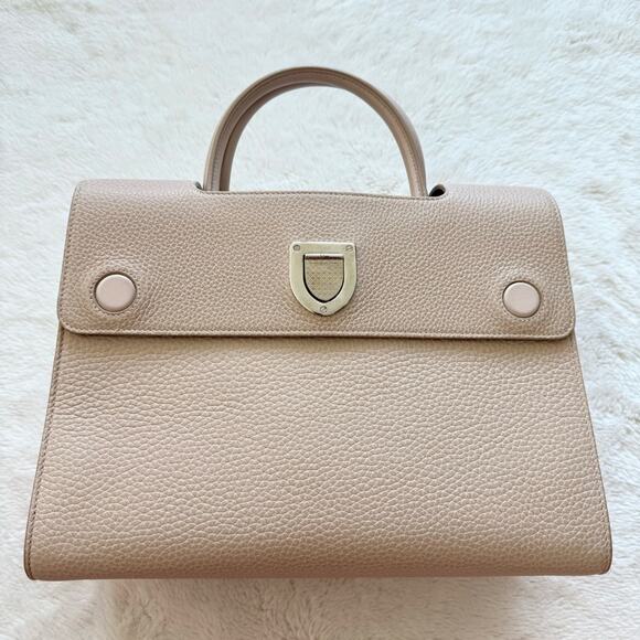 Christian Dior medium Diorever handle bag Authentic Retail 3950$ - Picture 4 of 16